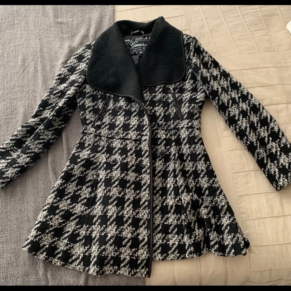 Guess plaid black and grey coat.